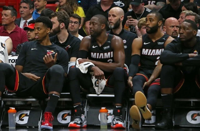 近30年NBA最佳防守得分后卫盘点：德韦恩韦德的防守传奇