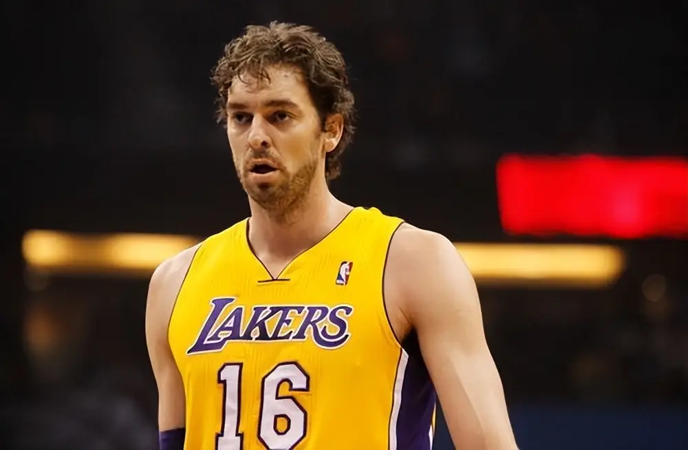 nba季后赛得分算职业生涯得分吗_季后赛得分算生涯得分吗_nba生涯季后赛场均得分排名