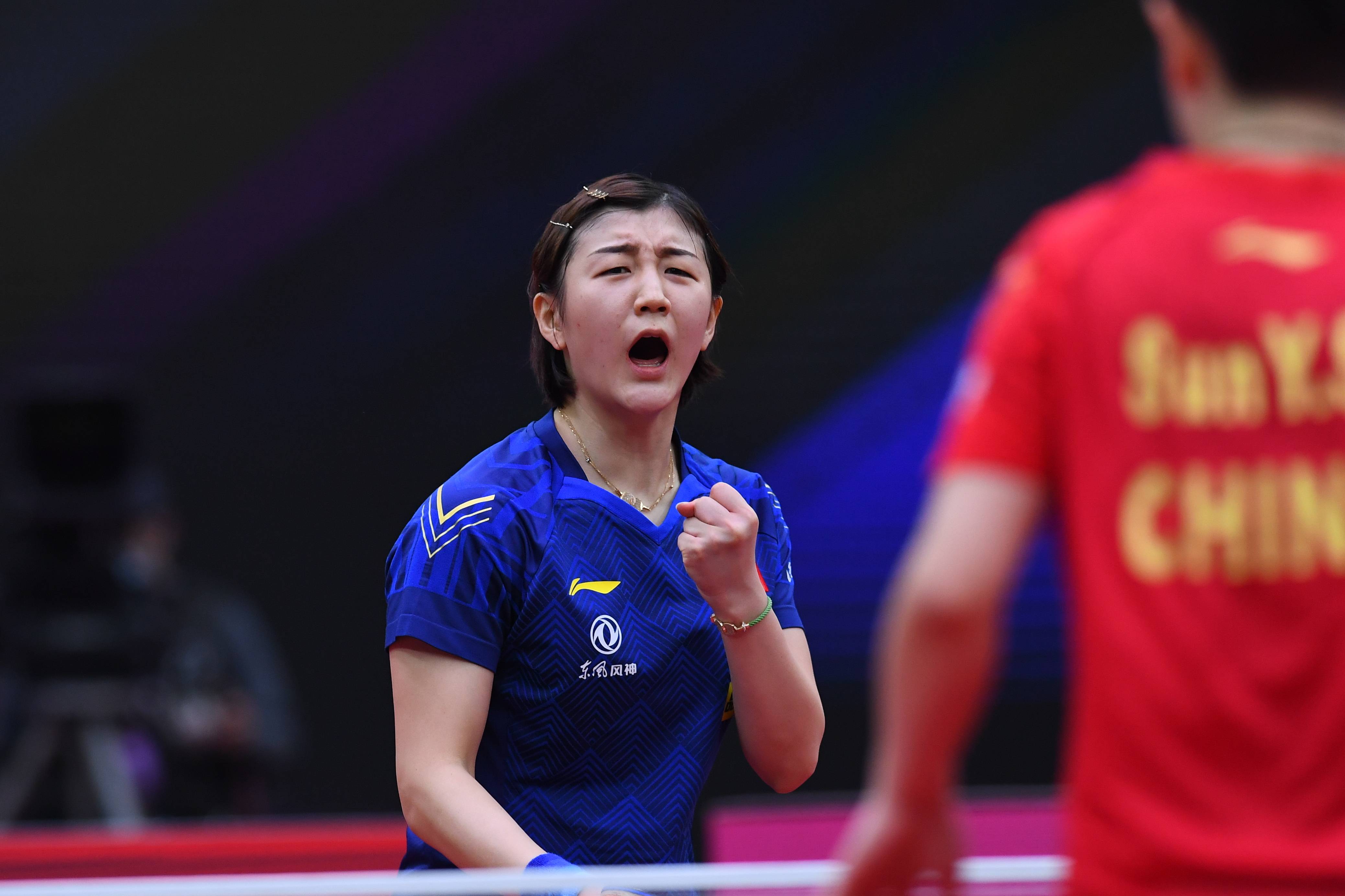 2020国际乒联女子世界杯：陈梦4比1战胜孙颖莎夺冠