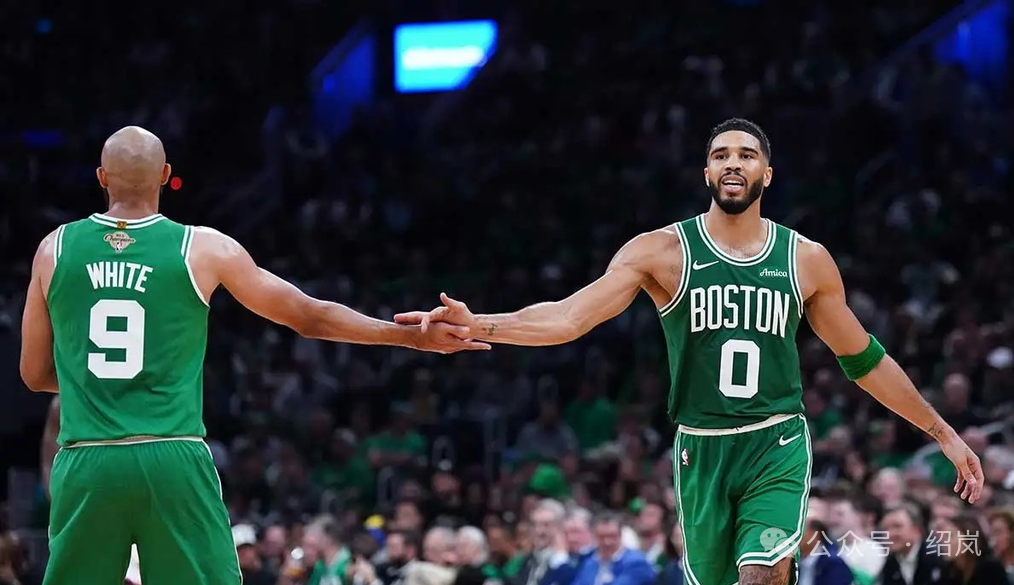 NBA新赛季神仙打架！凯尔特人雷霆开挂，湖人勇士快船惊艳表现