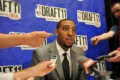 NBA与WNBA赛事回顾：风暴夺冠，湖人领先，巴伦西亚与皇马表现分析