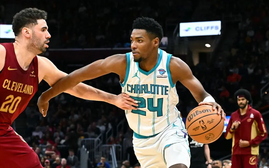 NBA常规赛3月28日12场大战：勇士双杀魔术，哈登复仇76人，詹姆斯复出湖人争5连胜
