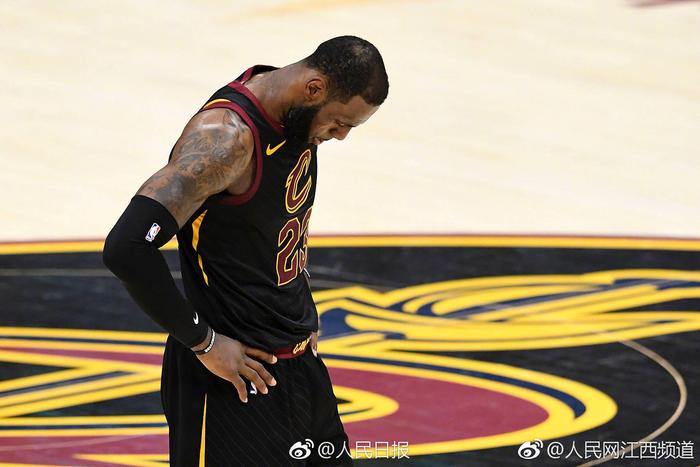 勇士108-85大胜骑士，库里37分助勇士夺得17/18赛季NBA总冠军