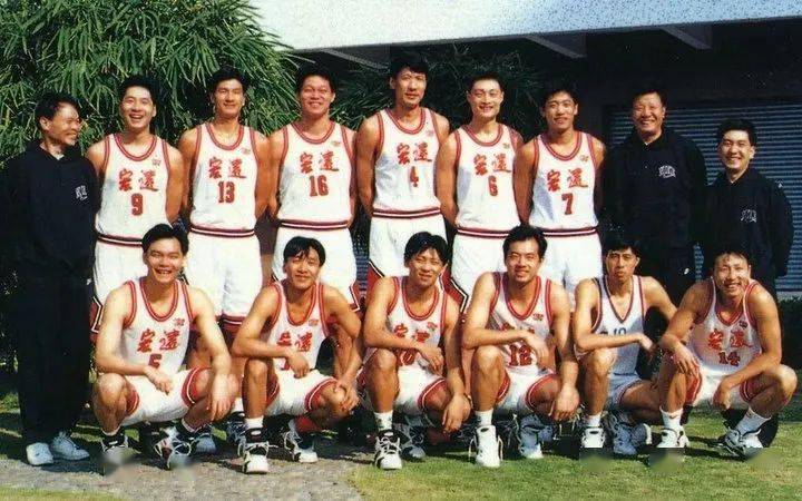 篮球经理冠军控卫推荐什么_冠军篮球经理2控卫推荐_篮球经理冠军控卫推荐谁