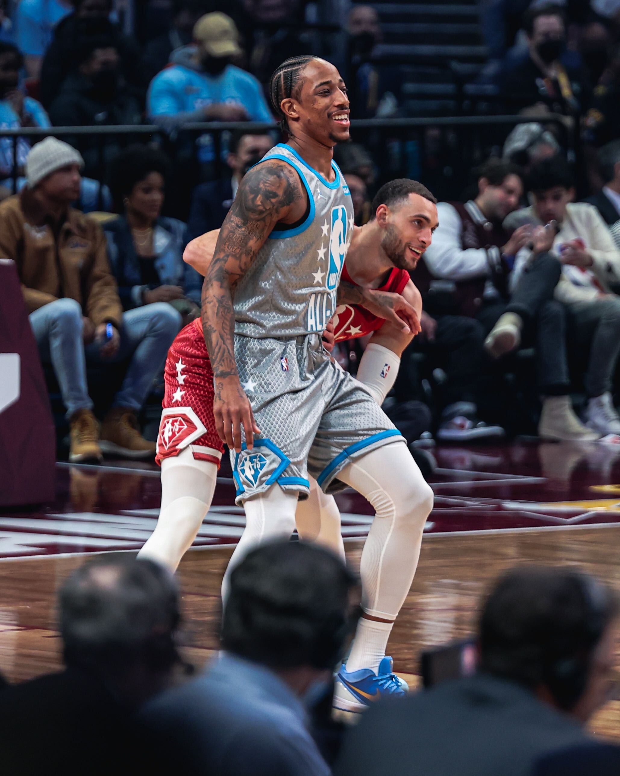 nba上脚欧文_球星上脚欧文7_欧文5全明星上脚