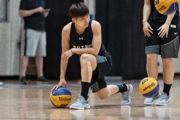 库里大赛视频_库里国家队比赛视频_库里国际赛比赛全场视频回看
