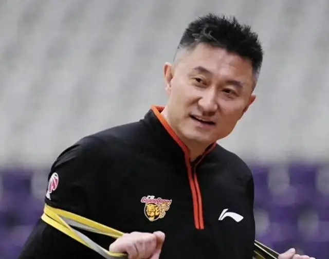 防守球员排名_防守好三分好的球员_好防守球员分几个等级