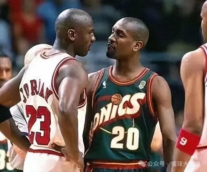 NBA历史最强攻防一体球员解析：佩顿、乔丹、伦纳德等巨星的攻防表现