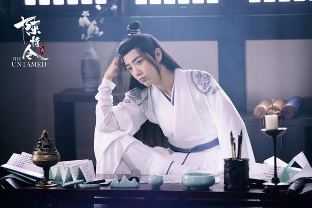 2019年娱乐圈新星崛起：肖战、迪丽热巴、刘宇宁、白鹿的崛起之路与头条盛典荣誉