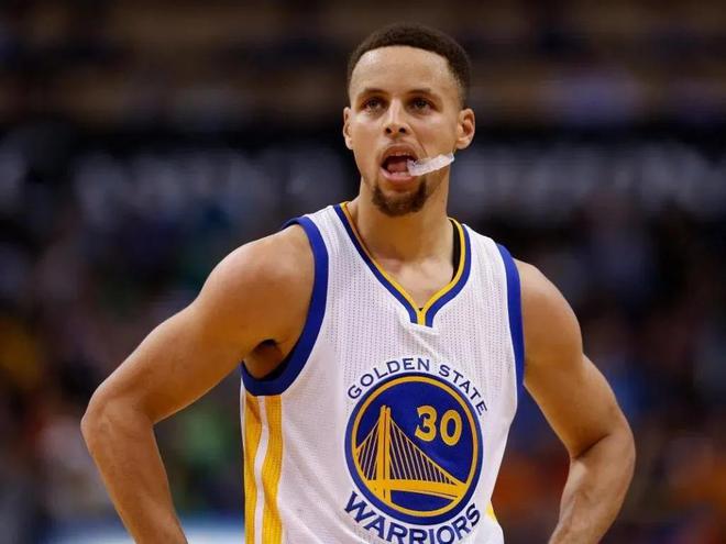 马布里nba单赛季常规赛三分球命中数最多_nba三分单场命中_nba马布里十佳球