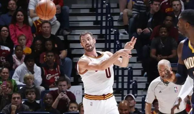 篮球发底线球战术视频_nba底线球战术_篮球底线球发球规则