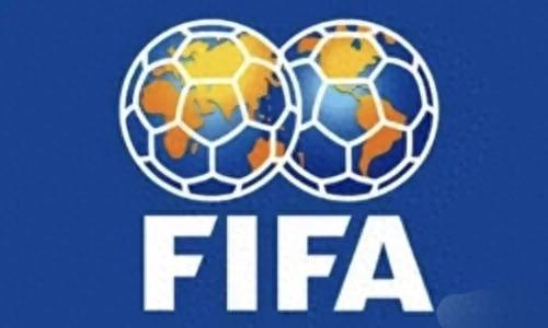 足球人员世界排名_足球世界球员排名最新_世界足球球员排名2024