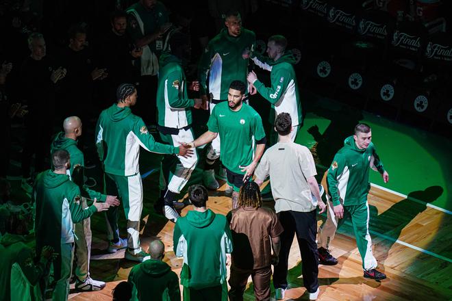 2024年NBA东部联盟休赛期调整：尼克斯、76人、骑士和魔术的强力补强