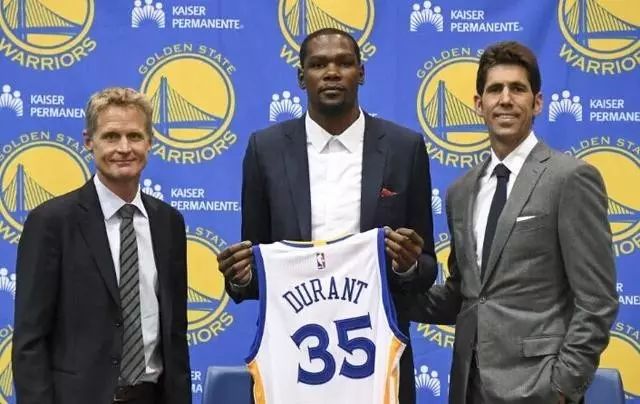nba大卫韦斯特要转战中国吗_大卫韦斯特上赛季在那队_大卫赛季队韦斯特上场了吗