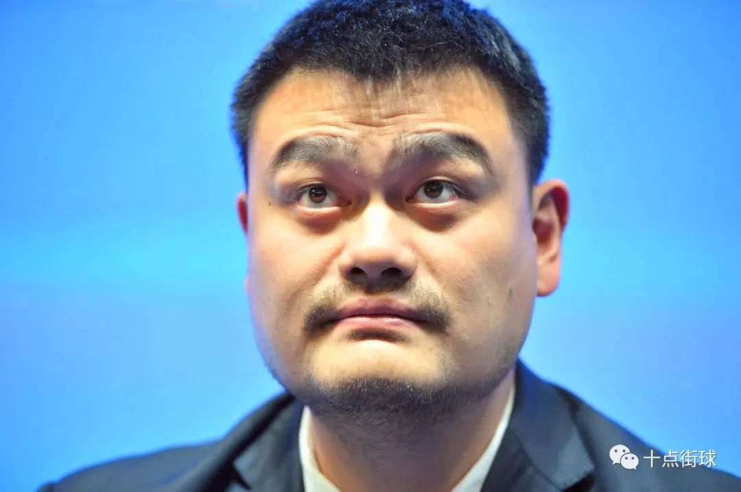 街头篮球后卫投篮手法_nba街球后卫_街头篮球得分后卫角色