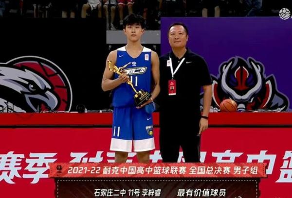 11一12赛季广东篮球队成员_篮球赛季队广东成员是谁_篮球队广东队