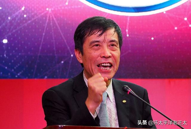 成都足球裁判培训_成都业余球追打裁判_成都球赛裁判被打