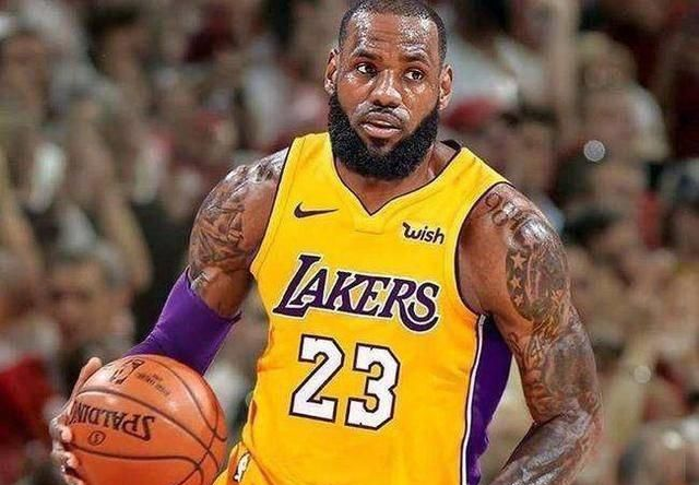 罗斯力压詹姆斯_詹韦一起防罗斯是那场比赛_罗斯抢了詹姆斯mvp
