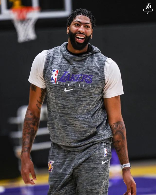 nba球员比赛期间力量训练_nba力量训练_nba球员力量训练视频