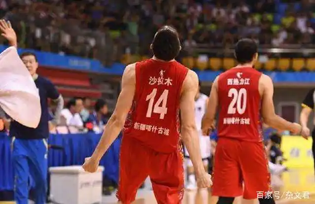 美媒报道：继周琦后新疆潜力新星阿不都沙拉木将参加下赛季NBA选秀