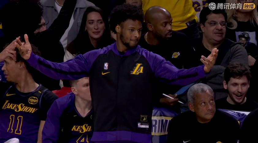 本赛季湖人对开拓者战绩_湖人最后一场常规赛对开拓者_nba常规赛湖人对开拓者