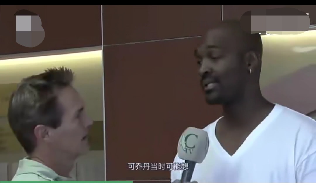乔丹和拉塞尔历史地位_拉塞尔说乔丹没有推他_乔丹推到拉塞尔