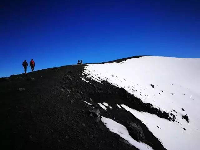 陶尔米纳到埃特纳火山_意大利陶尔米纳_陶尔米纳旅游多少钱