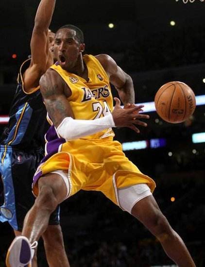 nba魔术师约翰逊十佳球_魔术师约翰逊50佳球_nba约翰逊魔术师视频