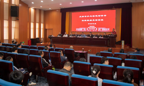 天津乒乓球体校_天津体育学院组织的乒乓球比赛_天津体育学院乒乓球