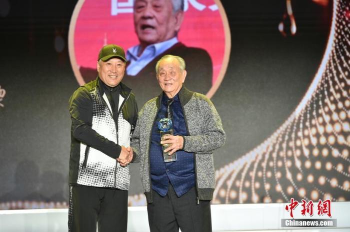本届奥运会羽毛球比赛_羽毛球奥运会2021_1996年奥运会羽毛球比赛