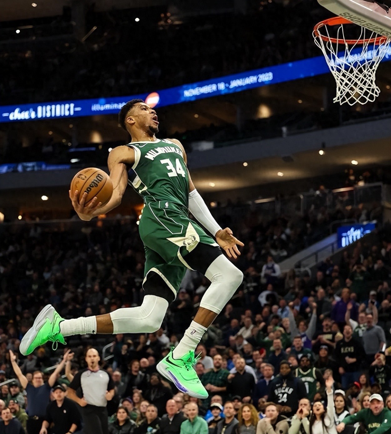 NBA 2025全明星投票新局势:字母哥以高票领跑 群雄逐鹿首发席位