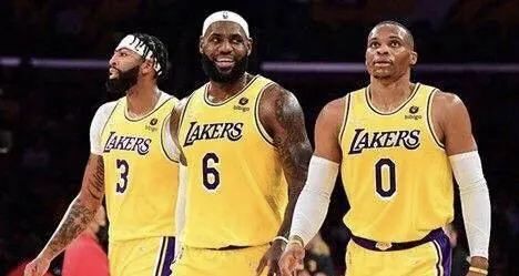 黄蜂队现役球员_2021年黄蜂队球员_nba2025黄蜂队球员名单