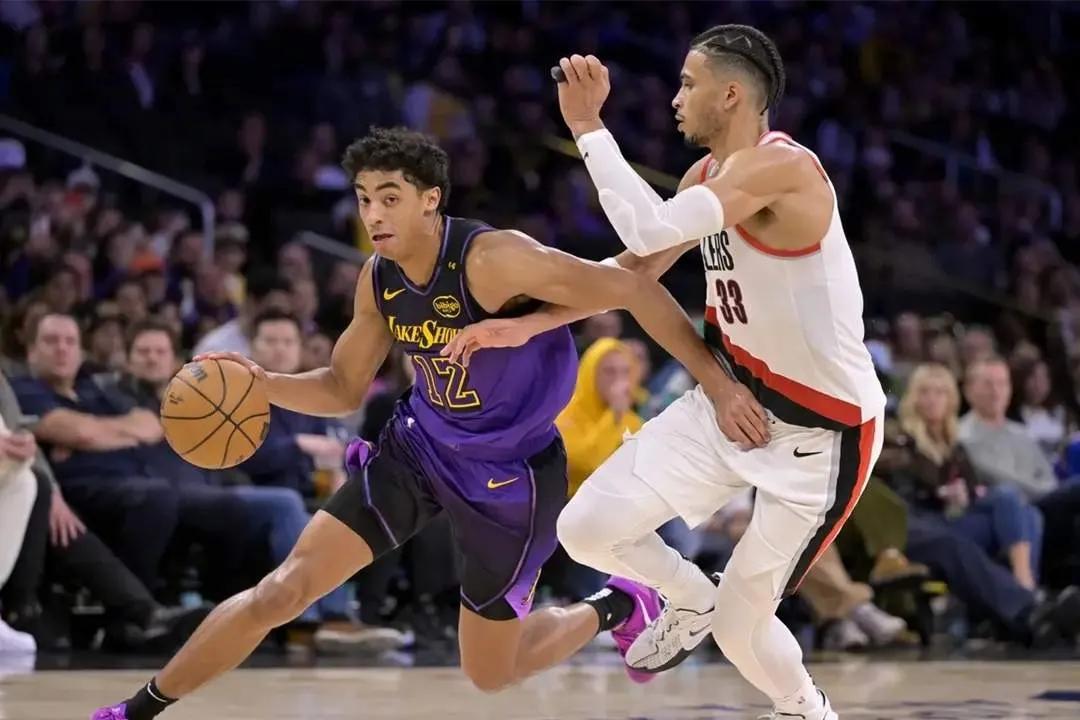 火箭湖人本赛季_14-15赛季nba常规赛 火箭vs湖人_湖人终结火箭14连胜