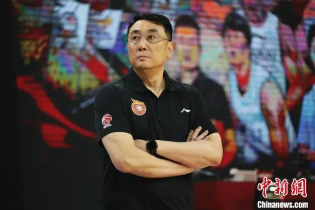 山西男篮宣布与王非解约，此前身兼三职今因个人原因离开