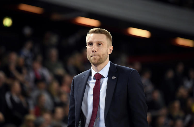 伤病nba球员_2025nba老鹰队伤病名单_伤病nba