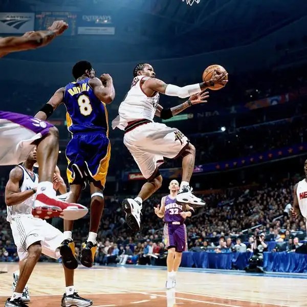 nba纽约队伍_纽约的著名球队_纽约队史最佳阵容