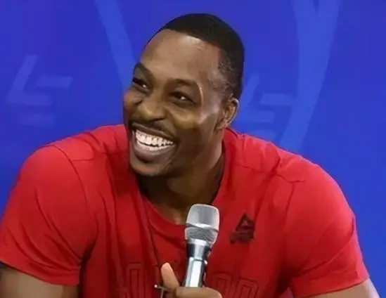 NBA历史五大统治者：霍华德致敬乔丹、奥尼尔与邓肯的篮球传奇