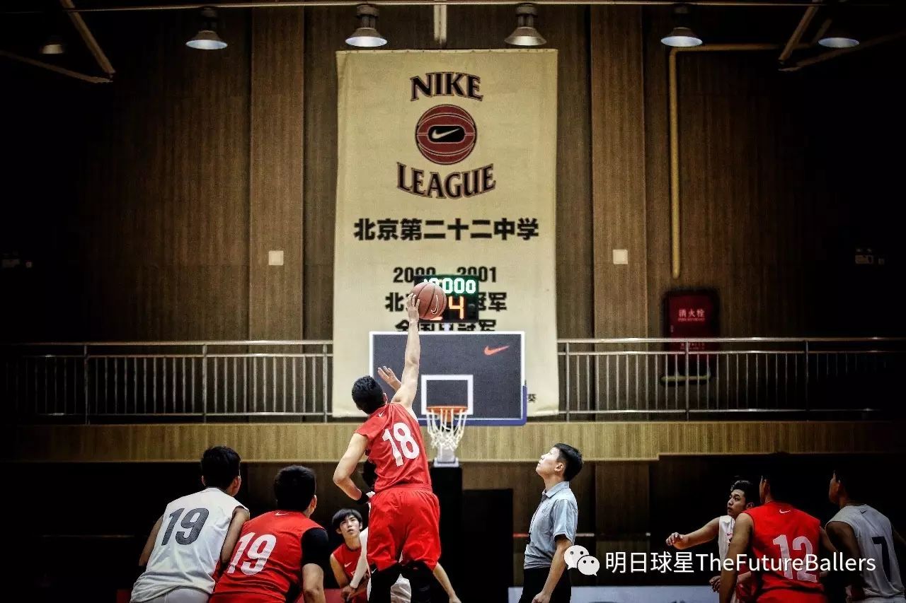 耐克高中联赛球鞋_耐克高中联赛在哪里可以看_耐克高中联赛哪里可以看