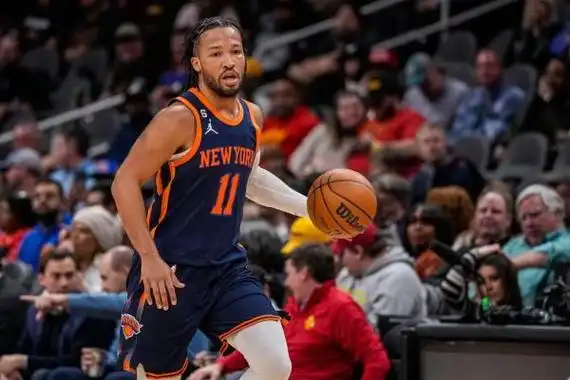 贾伦·布伦森、泰瑞斯·哈里伯顿与安东尼·爱德华兹：NBA新星在国际比赛中的表现与潜力