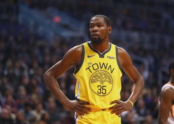 詹姆斯的球迷_詹姆斯在nba的迷弟_联盟中哪些球员是詹姆斯球迷
