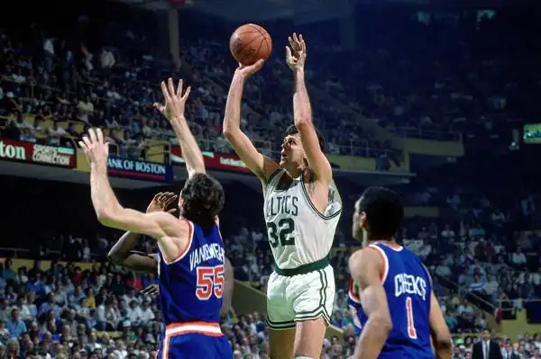 比尔·拉塞尔nba总决赛最有价值球员奖_比尔拉塞尔进了几次总决赛_比尔拉塞尔夺冠
