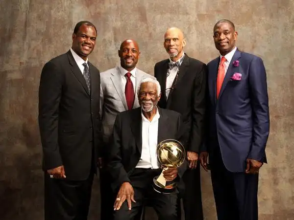 比尔·拉塞尔nba总决赛最有价值球员奖_比尔拉塞尔进了几次总决赛_比尔拉塞尔夺冠