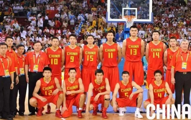 2008年北京奥运会：中国男篮巅峰之战与姚明领衔的经典对决