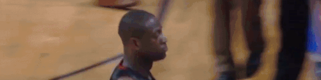 新冠疫情下NBA暂停对球员生涯的影响及老将们的无奈选择