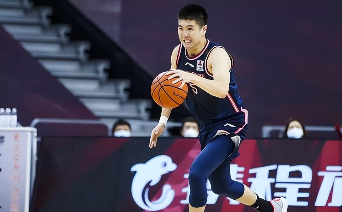 王薪凯加盟上海上实，广东男篮外线射手转战三人篮球
