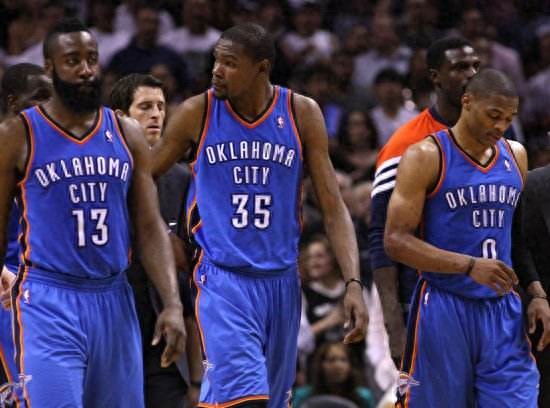 2012年NBA总决赛雷霆三少为何败给热火三巨头？深度分析雷霆战术与遗憾