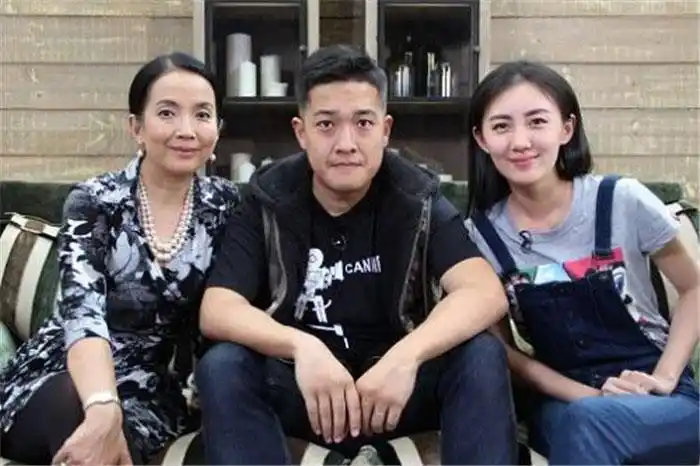 吕丽萍三段婚姻_吕丽萍婚姻_吕丽萍感情经历