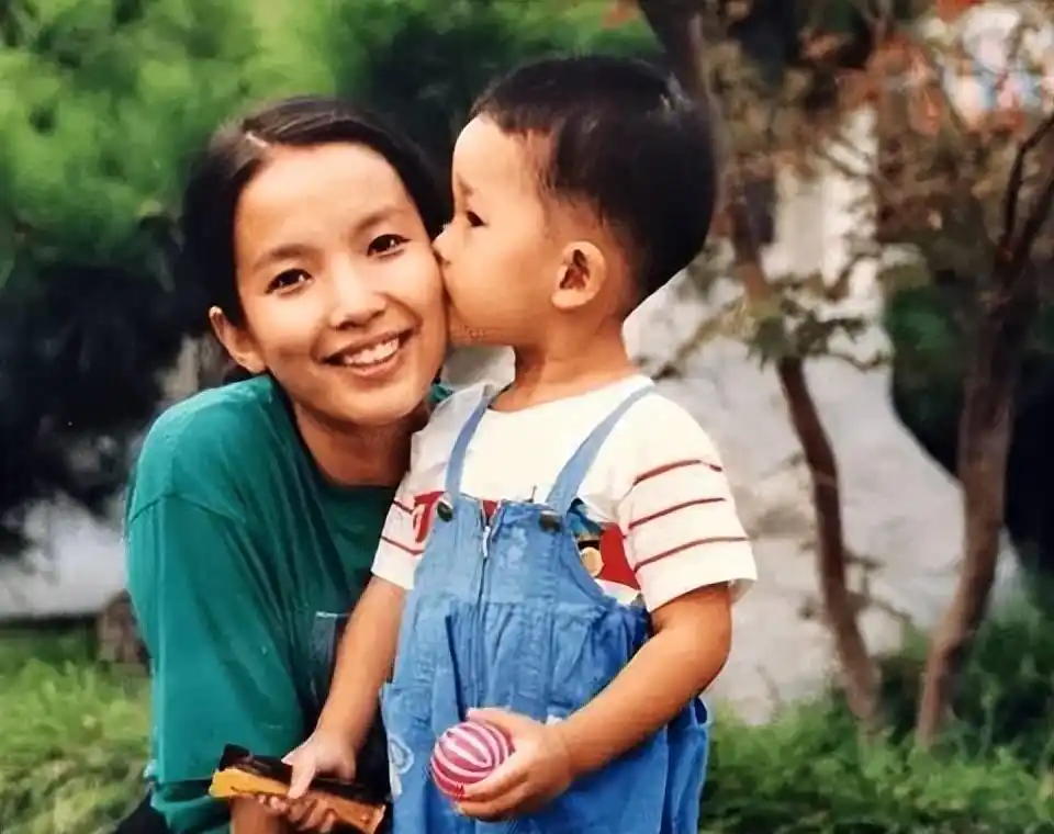 吕丽萍婚姻_吕丽萍感情经历_吕丽萍三段婚姻