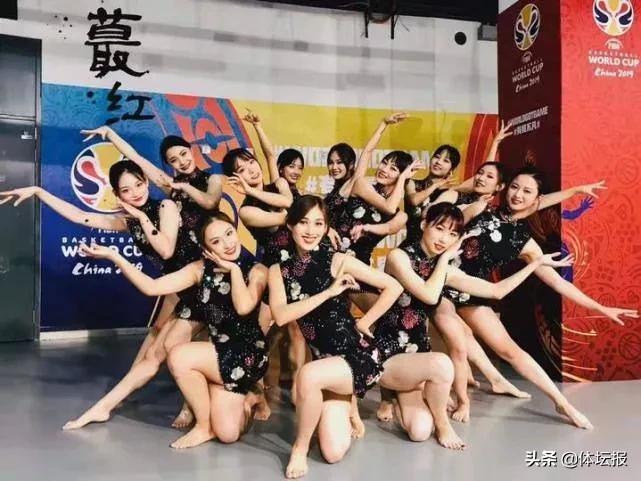 浙江蕞红啦啦队_CBA啦啦队大赛冠军_上海cba啦啦队