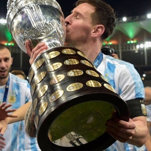 NBA2K16简体中文版发布全新体验畅享篮球盛宴真实赛场体验多样化模式任你选